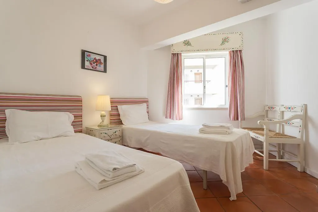 Flh Vilamoura Central Flat Quarteira 0*,  Portugal